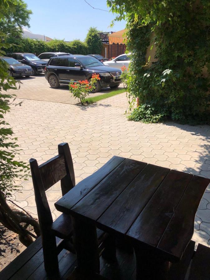 Веселий Кут Zaliznyy Port Exterior foto